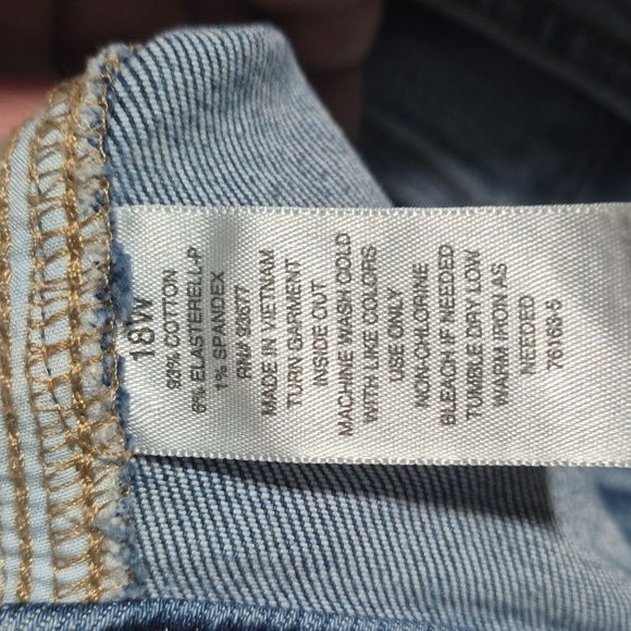 A.N.A High-Rise 5 Pocket Straight Stretchy Jeans Sz 18W - Picture 11 of 11